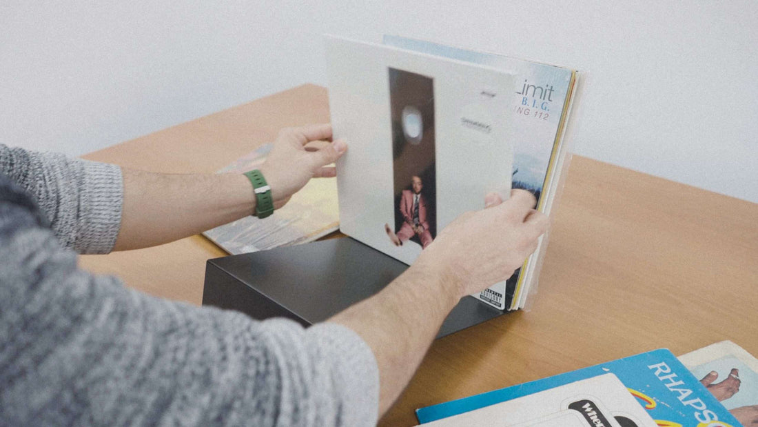Why are vinyl records so popular today?