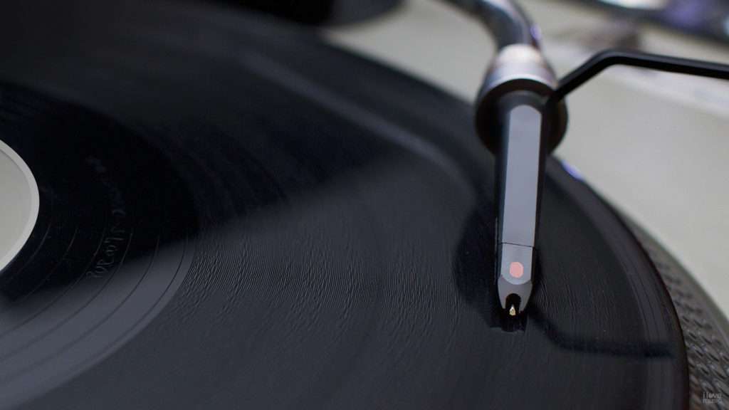 How do you know when to change the needle on your turntable? - Keep Them Spinning™