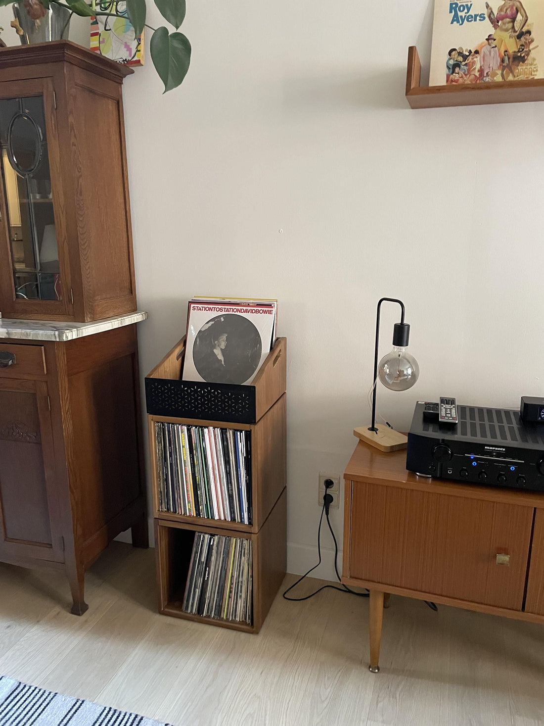 Vinyl Modular storage system with vinyl records