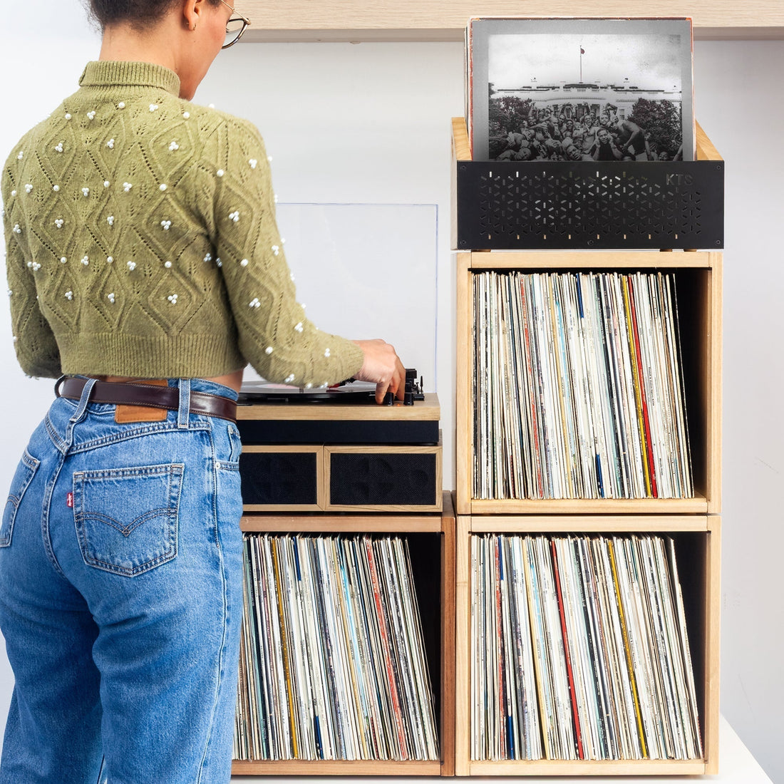 Vinyl Album Stand - Keep Them Spinning™