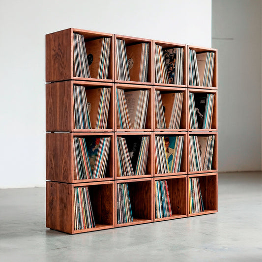Meuble pour disques vinyles x16 The Digger's Library en bois massif de noyer - Système de rangement modulaire 800 LP par Keep Them Spinning