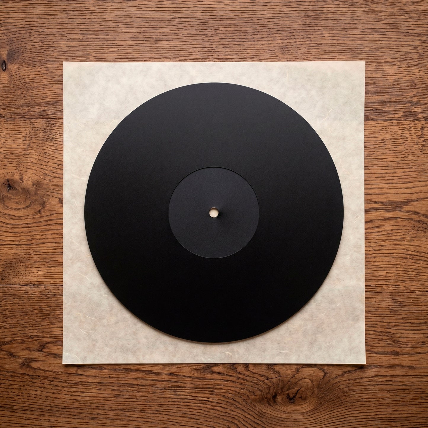 Tapis de platine universel en feutre de 12 pouces en noir avec la marque Keep Them Spinning