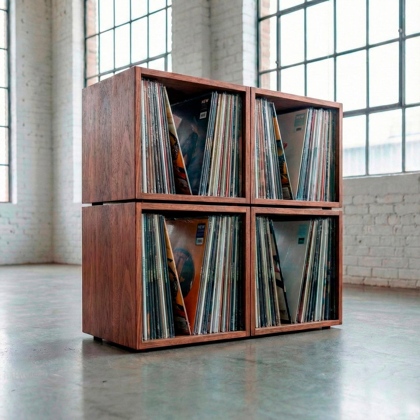 Sistema de cubos modulares apilables para colecciones de LPs.