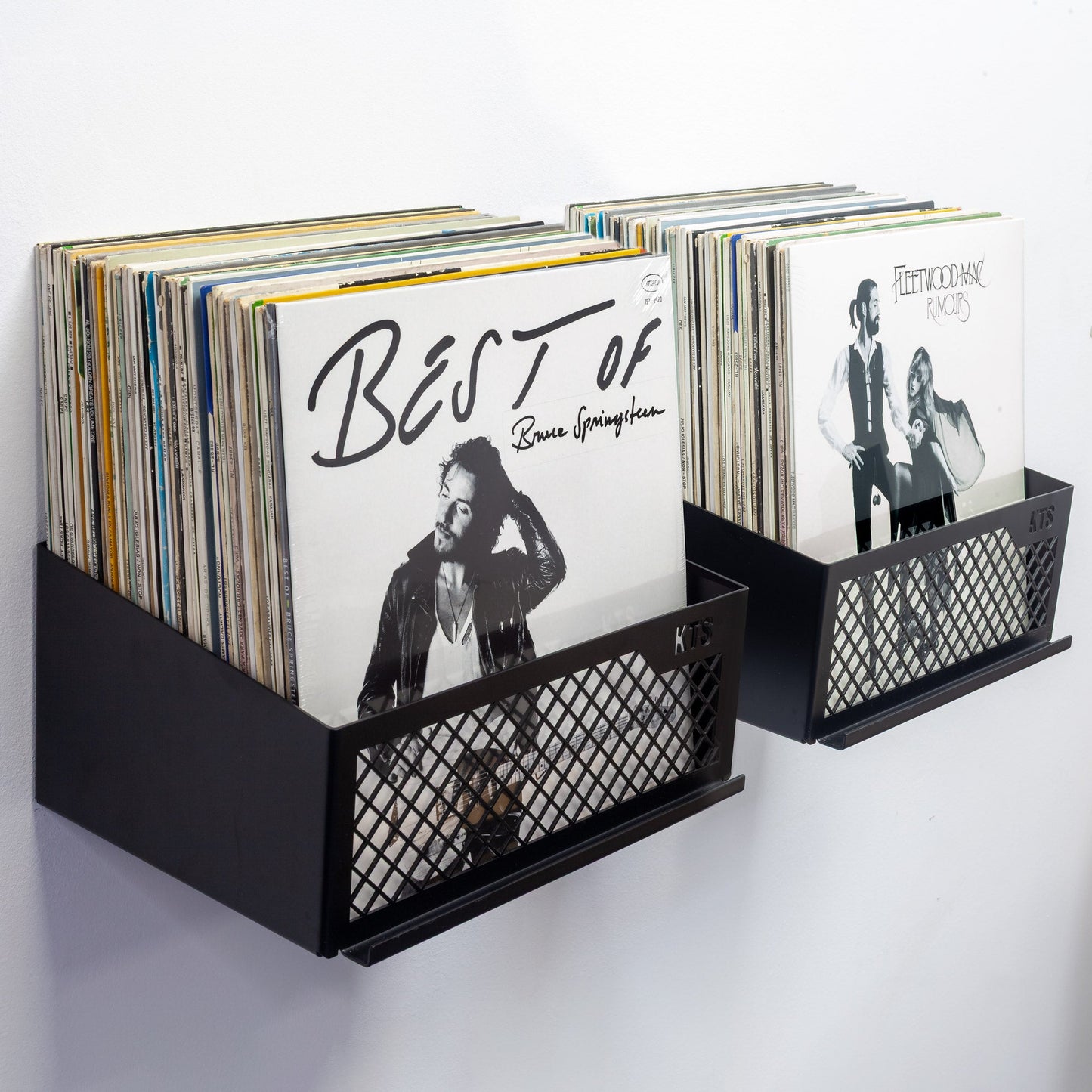 Vinyl Stand Flying V – x2 - Keep Them Spinning™