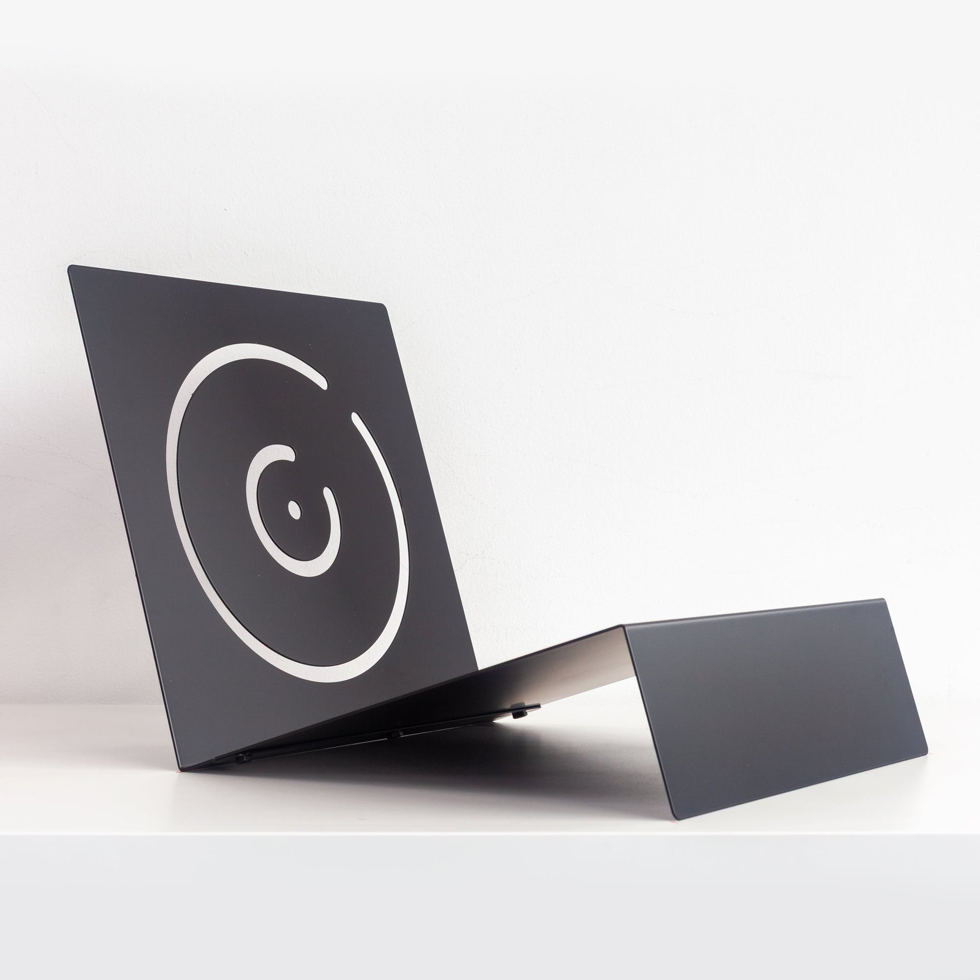 Vinyl Break - Minimalist Steel Record Stand for Display & Storage (50 LPs) - Keep Them Spinning™