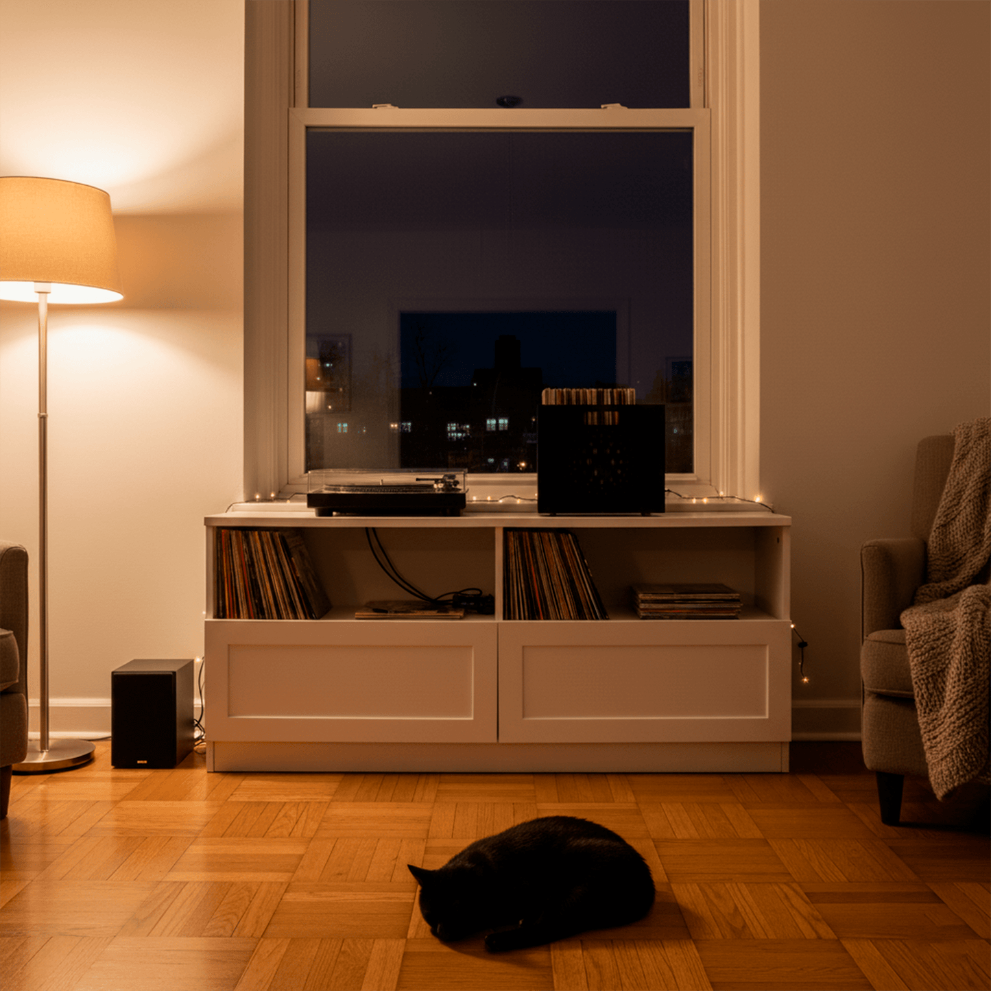 Salón con tocadiscos y caja con vinilos