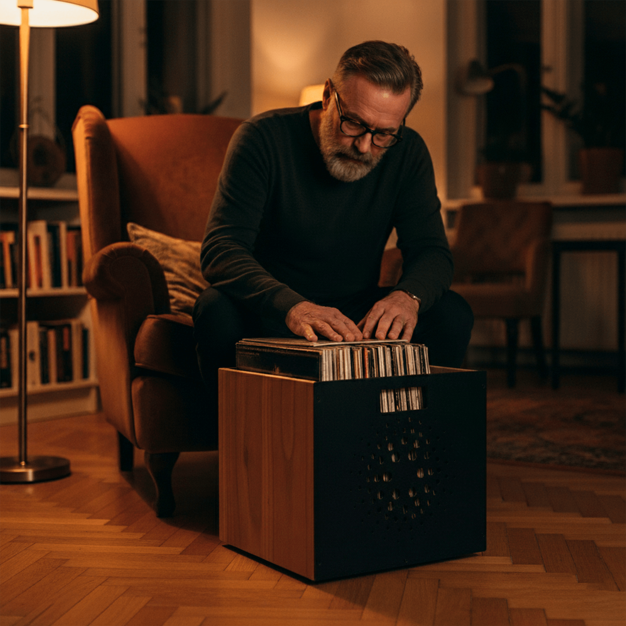 Orbit Box - Premium Vinyl Storage with Vintage Design (70 LPs) - Keep Them Spinning™