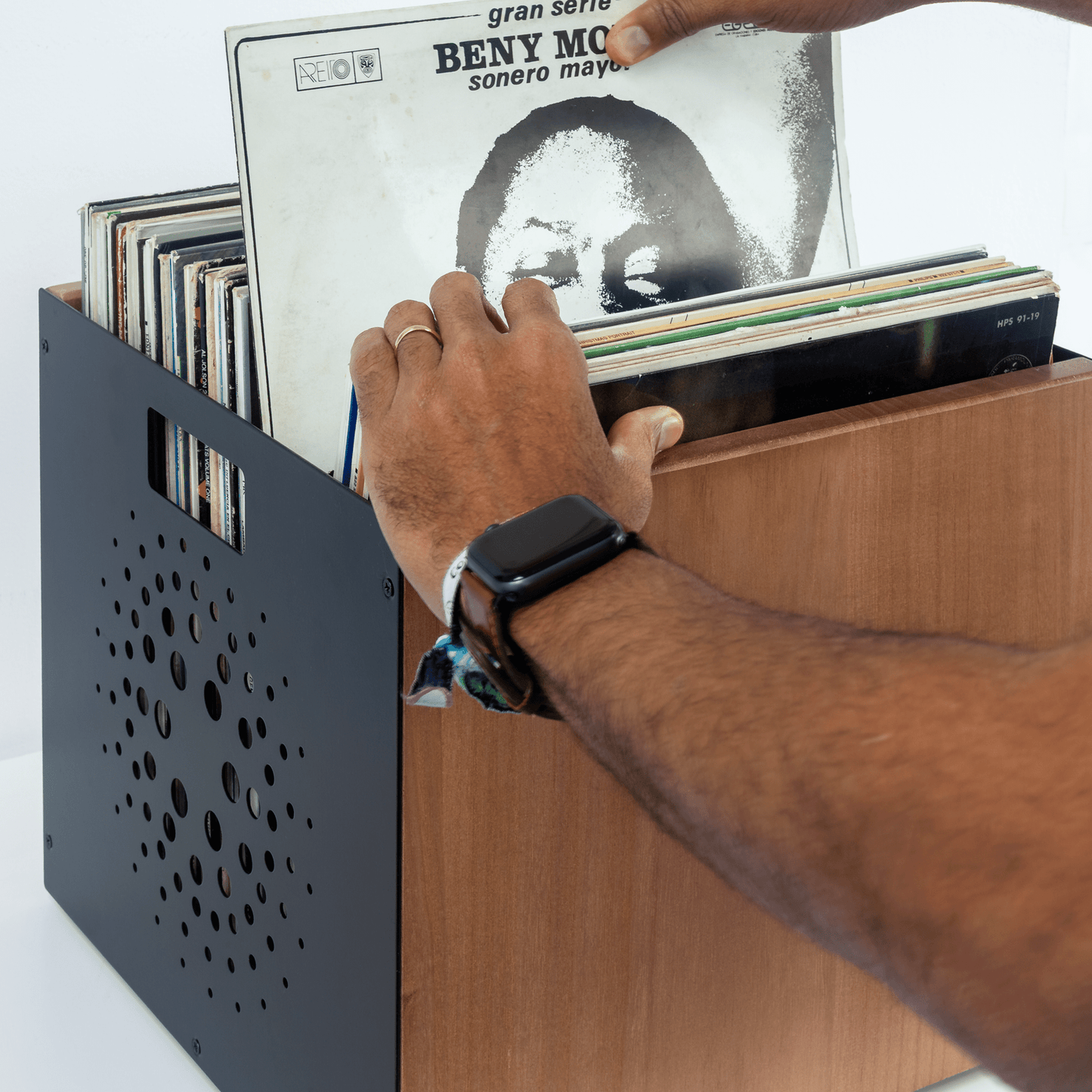 Orbit Box x5 - Premium Vinyl Storage Bundle with Vintage Design (+350 LPs) - Keep Them Spinning™